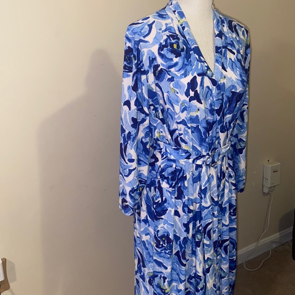Dana Buchman Dresses & Skirts - Dana Buchman Cute Wrap Dress
